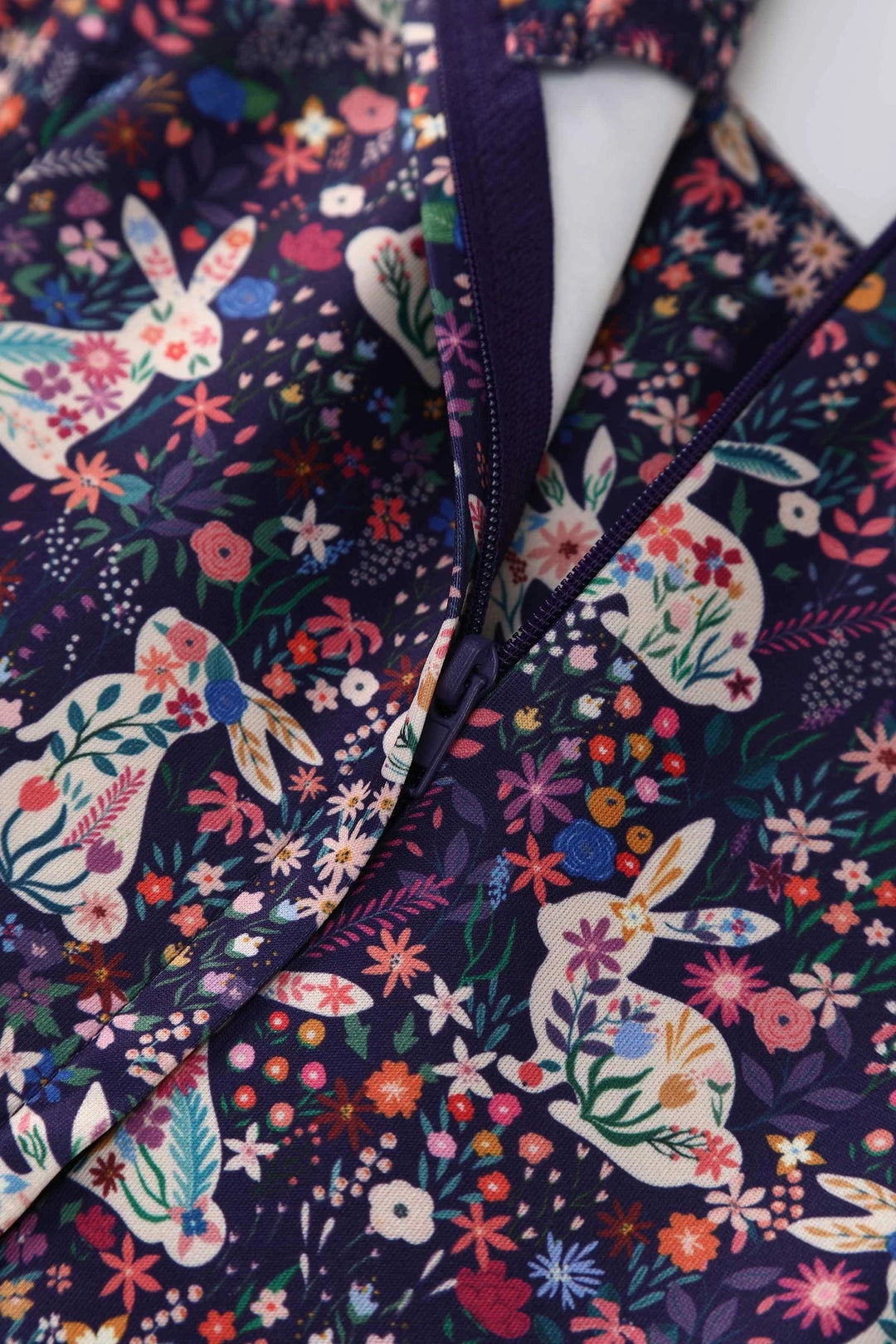 INSTOCK - Amanda Meadow Hopper