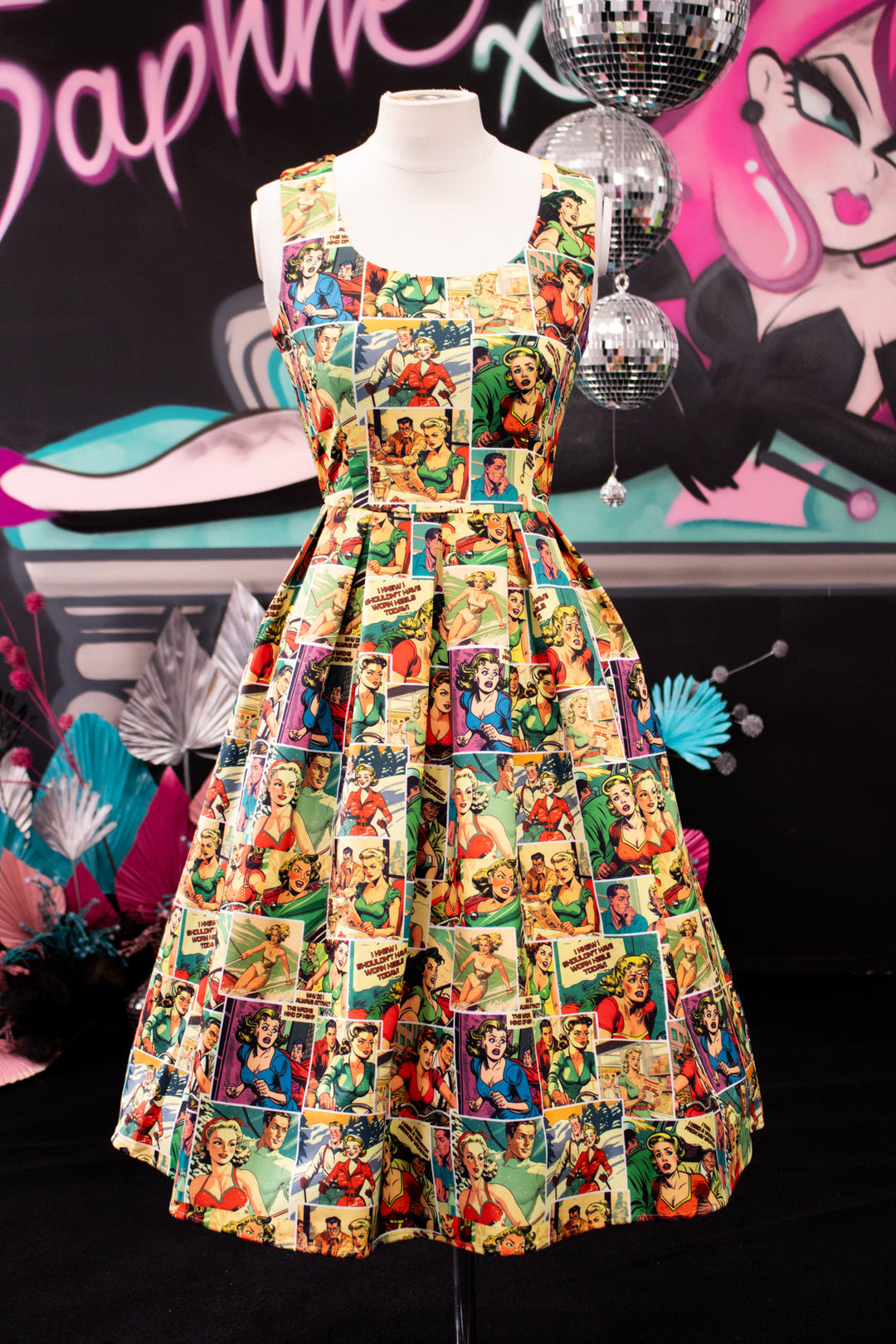 Amanda Vintage Comic Dress