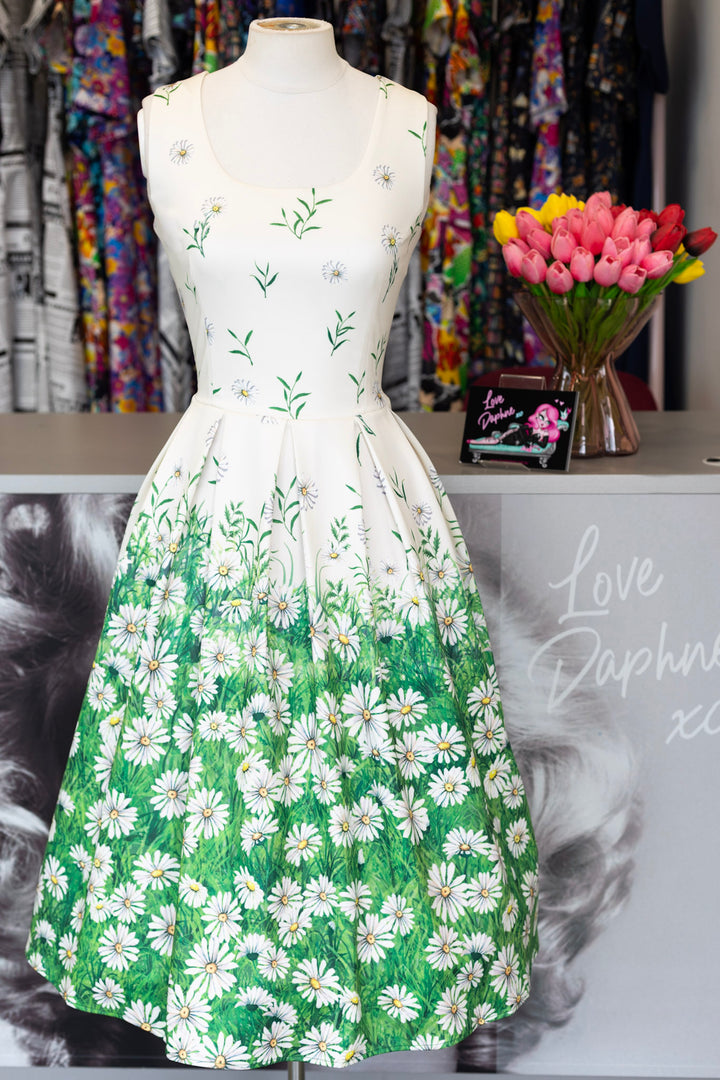 PREORDER - Amanda White Daisy Dress - Expected dispatch date 8th of July