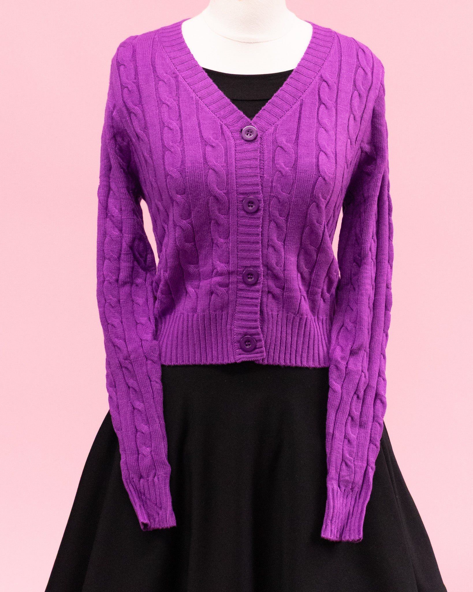 CIDER V-Neck 3D Flower Knitted Cardigan Curve & Plus, Black