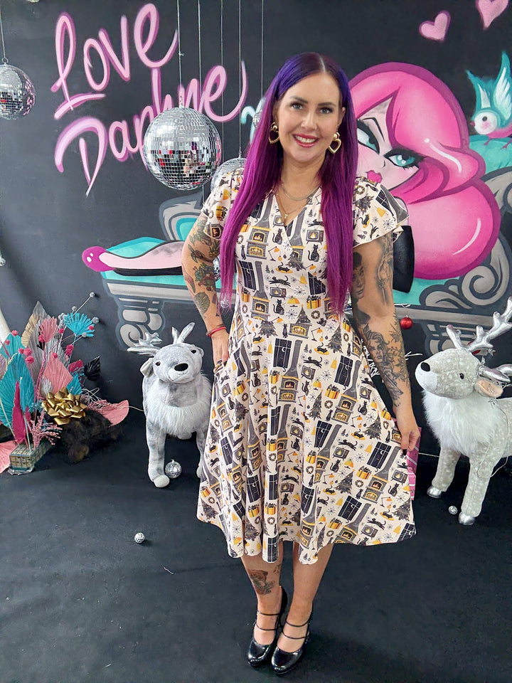 INSTOCK - Mimi Swing Dress - Retro Cats Christmas