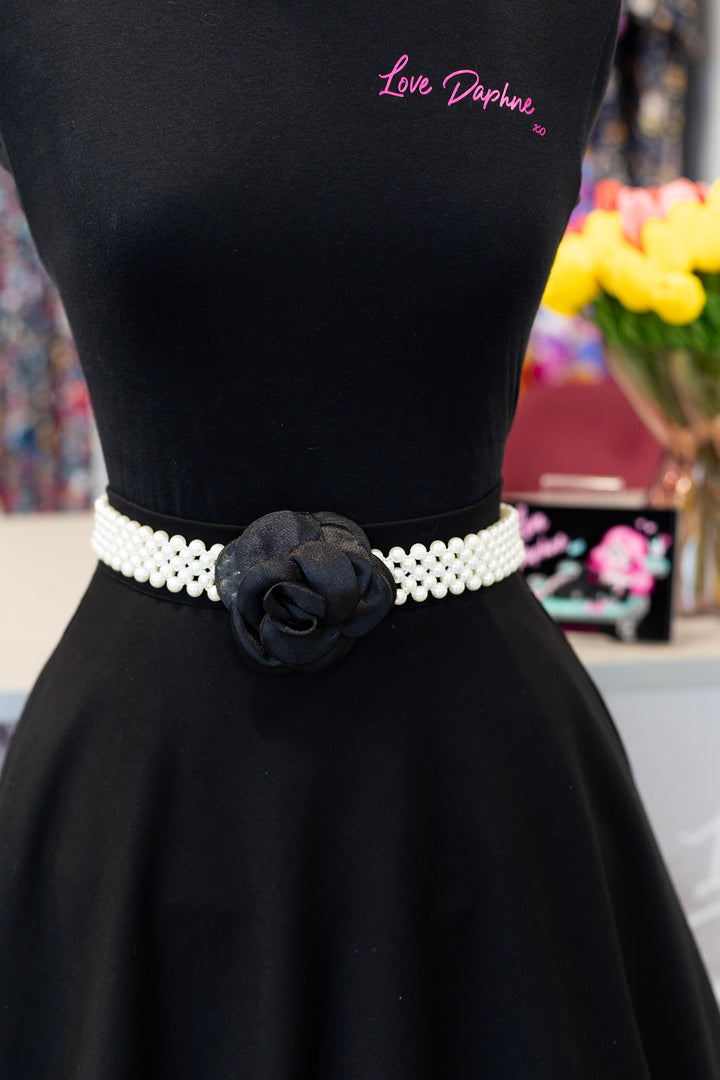 Flower Stretch Pearl Belt - Black