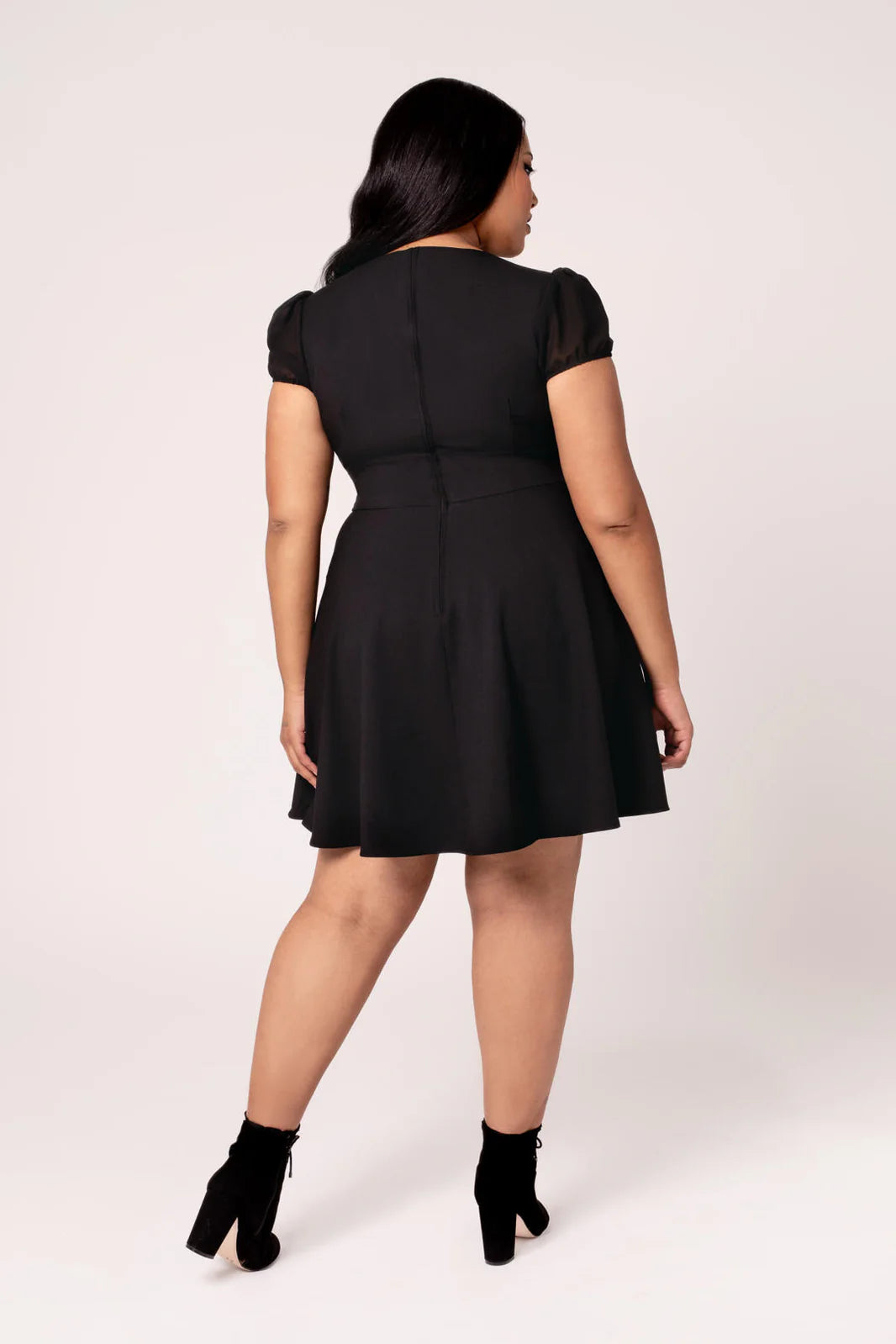 PREORDER - Elyse Dress - Estimated dispatch 2nd of February