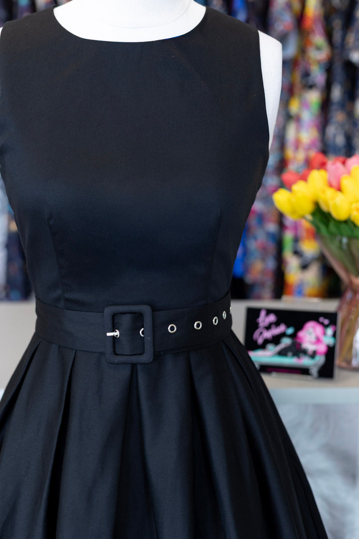 Helen Plain Black Dress