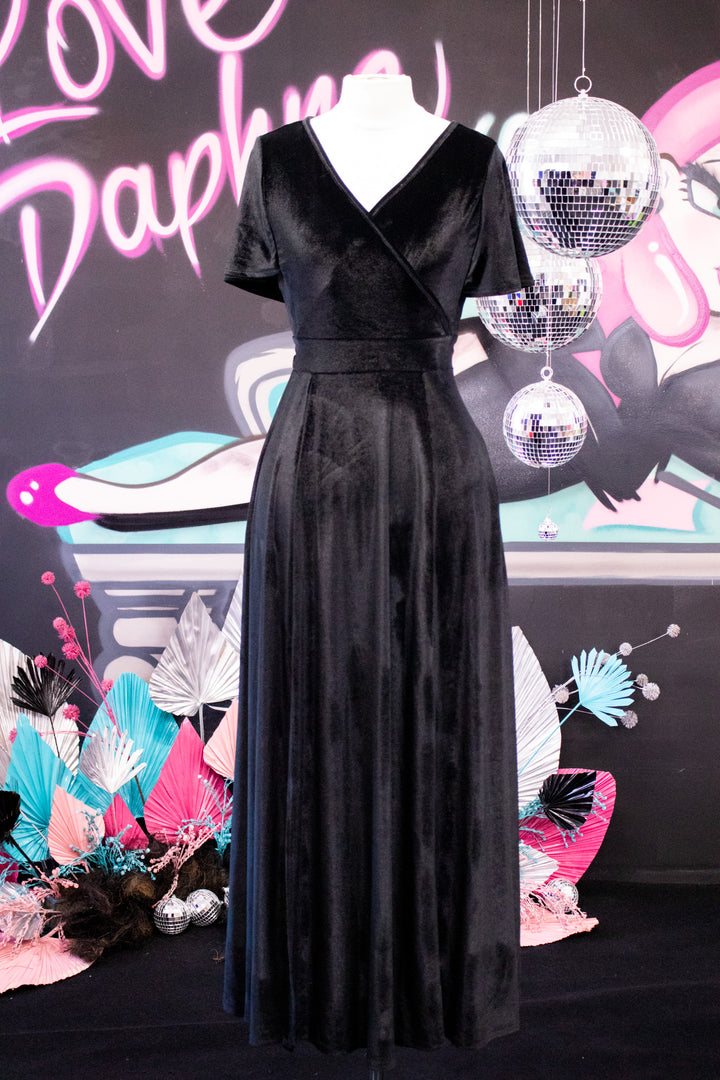 Lyra Maxi Dress - Black Velvet