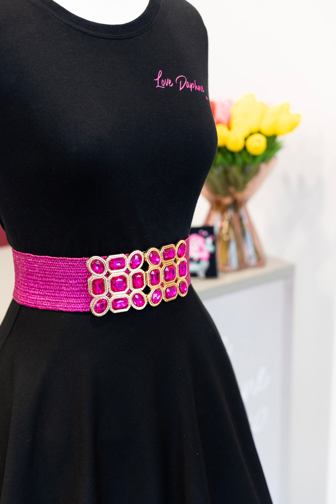 Multi Stone Metallic Straw Stretch Belt - Fuschia