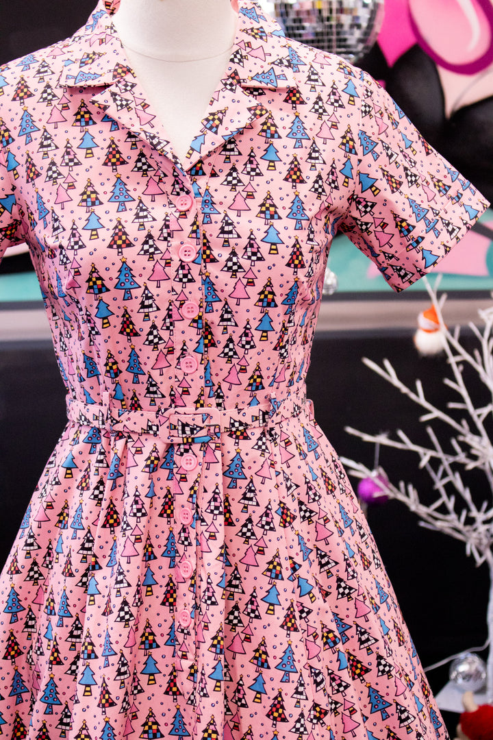 INSTOCK - Peggy Swing Dress - Retro Christmas Trees