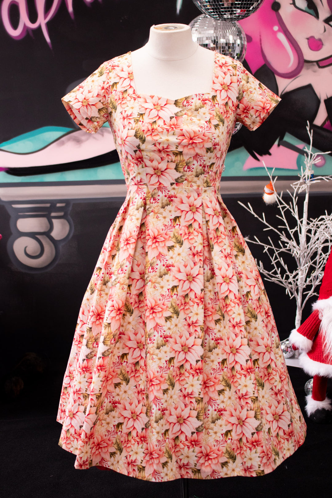 INSTOCK - Pixie Sweetheart Dress - Pink Poinsettia