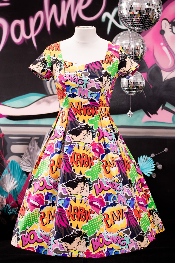 Pixie Sweetheart Dress in Comic Print