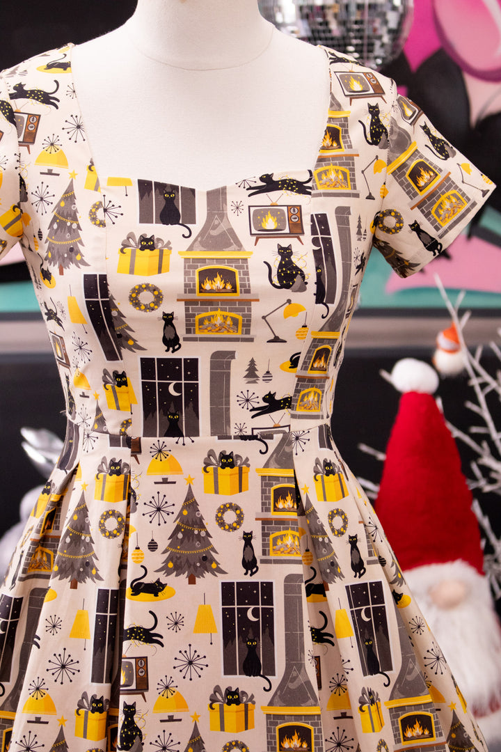 INSTOCK - Pixie Sweetheart Dress - Retro Cats Christmas