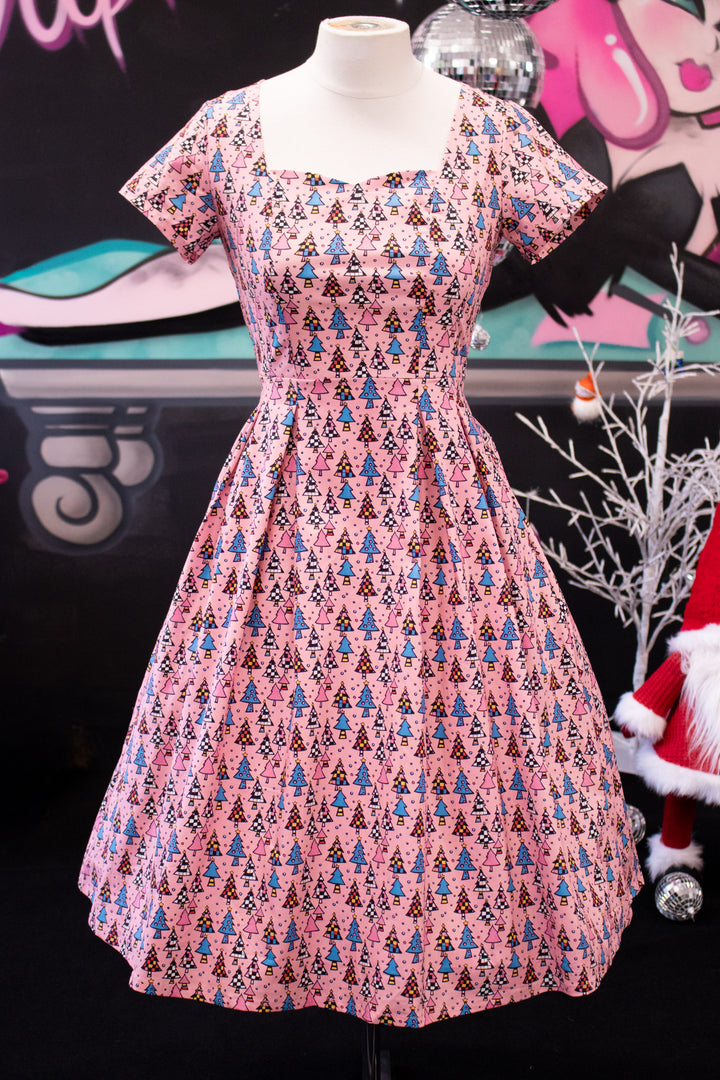 INSTOCK - Pixie Sweetheart Dress - Retro Christmas Trees