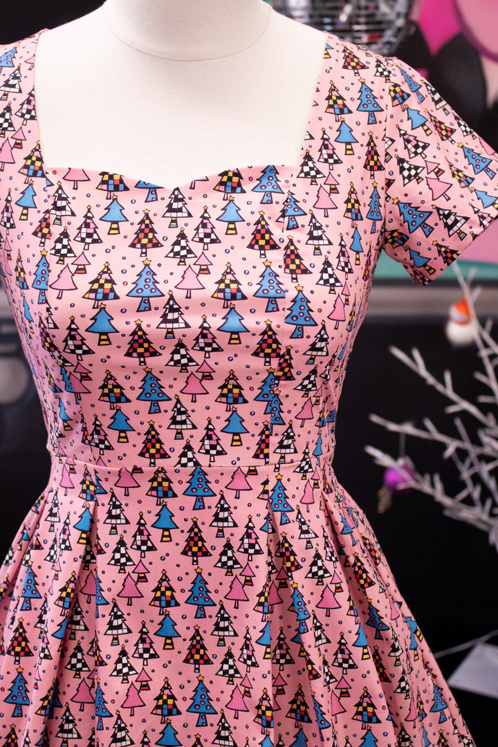 INSTOCK - Pixie Sweetheart Dress - Retro Christmas Trees