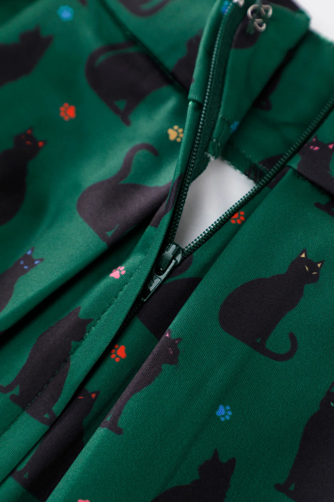 Aisley Black Cat on Green Pleated Midi Skirt