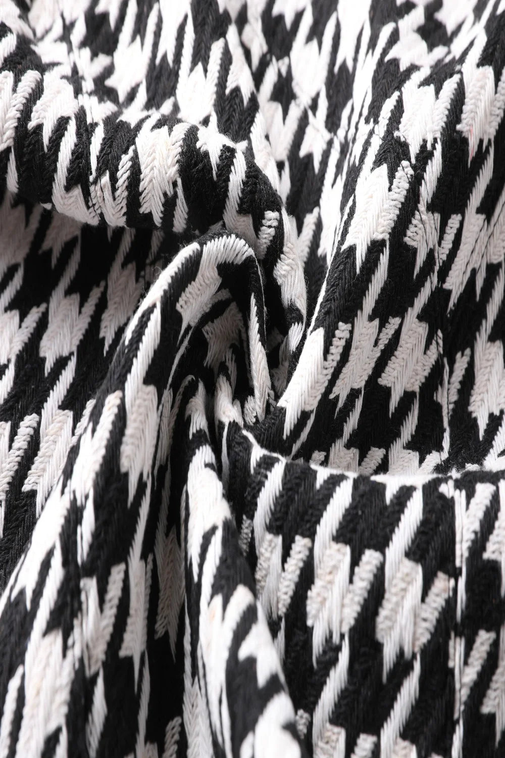 INSTOCK - Sabrina Dog Tooth Cape