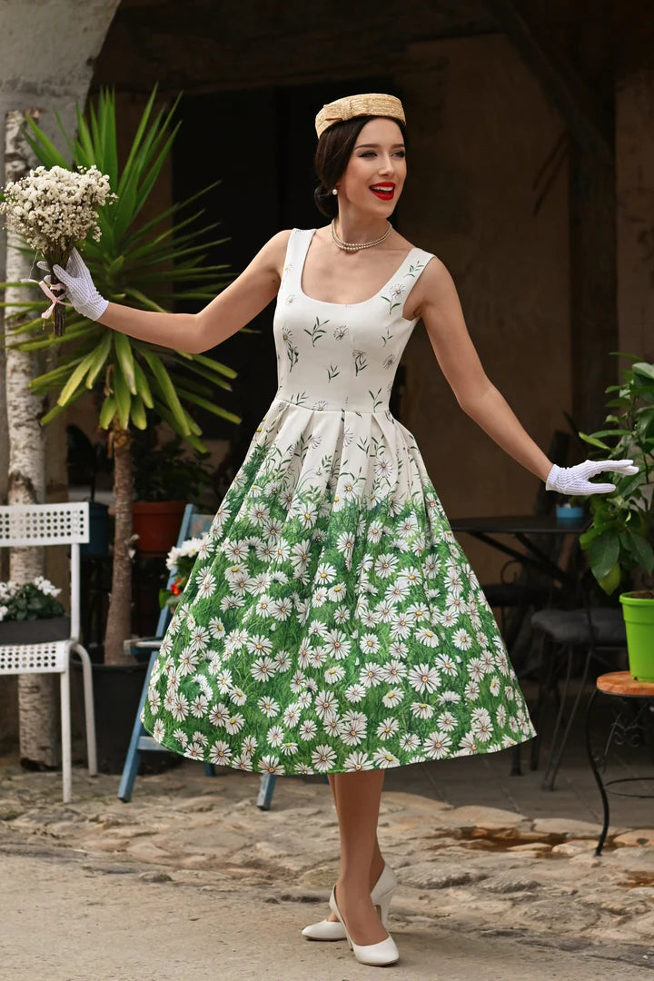 PREORDER - Amanda White Daisy Dress - Expected dispatch date 24th of June
