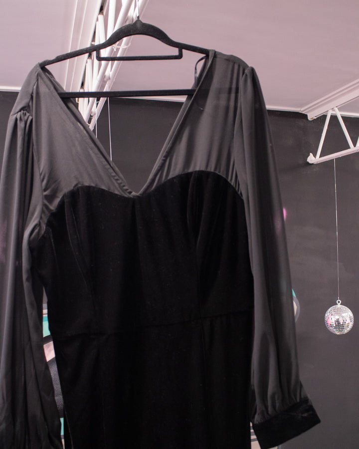 Velvet Maxi Dress Size XL (16) - Collectif