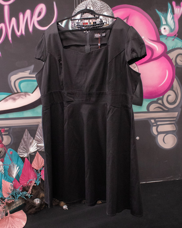 Black Dress Size 24 - Dotty & Dolly